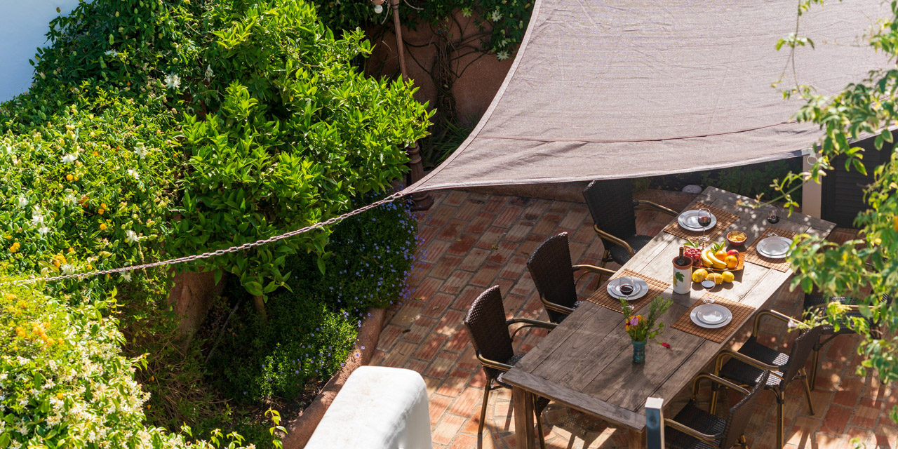 Private Comfort Room Plus at OÁSIS Garden Village in Ferragudo