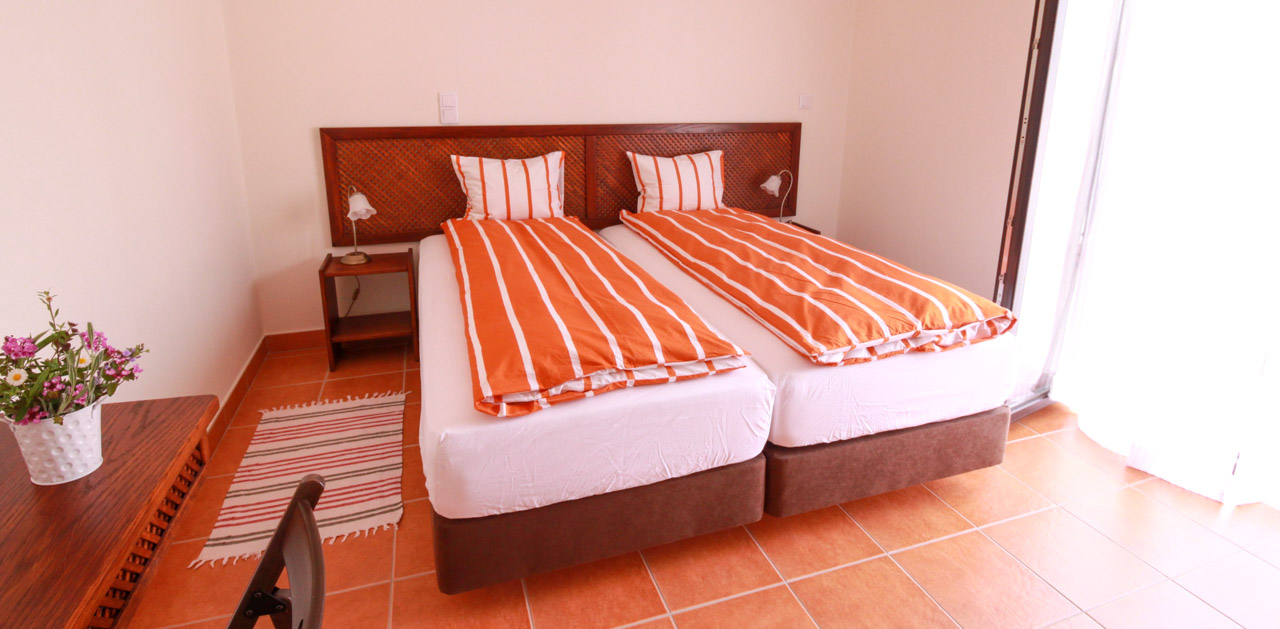Private Comfort Room Plus at OÁSIS Garden Village in Ferragudo
