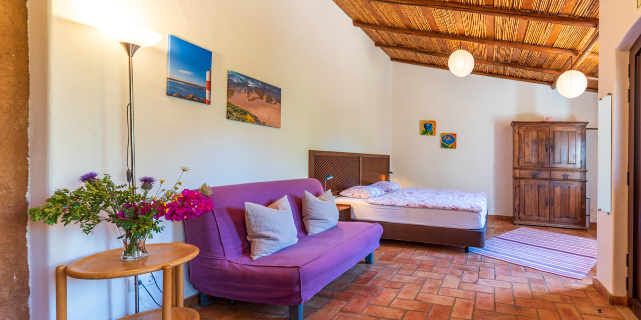 Casa Rosa at OÁSIS Garden Village in Ferragudo